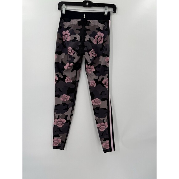 Ultracor Ultra Camo Collegiate Legging Blush Medium 26"x 28.5" Unstretched Waist - Picture 8 of 13